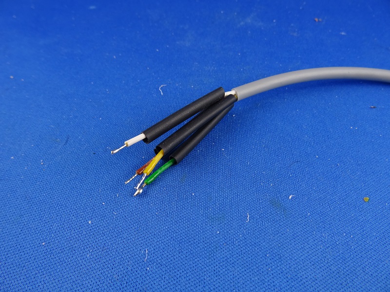 Steckverbindung mit Kabel